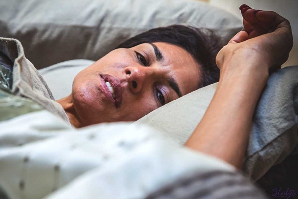mất ngủ ở phụ nữ tiền mãn kinh mất ngủ ở phụ nữ tiền mãn kinh