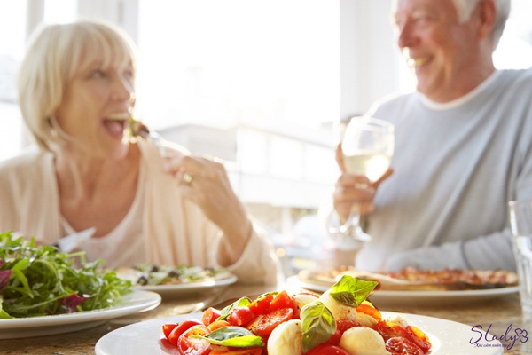 mãn kinh bị đau bụng mãn kinh bị đau bụng