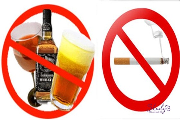 Bị viêm âm đạo nên tránh rượu bia, thuốc lá