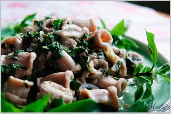 Ăn lòng lợn làm tăng nguy cơ mắc các bệnh nan y