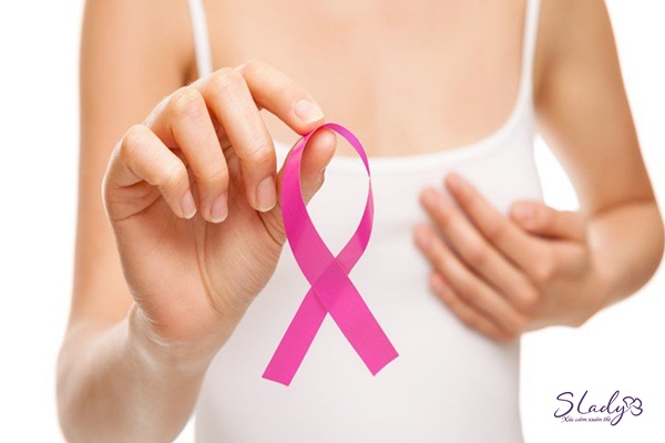 Estrogen gây ung thư vú có đúng không?